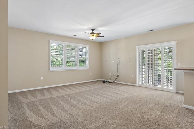5304 Warminster Dr Unit 205, Virginia Beach, VA 23455