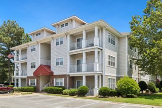 5304 Warminster Dr Unit 205, Virginia Beach, VA 23455