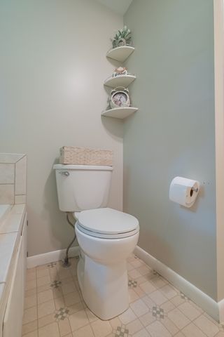207 Westwood Dr, Tullahoma, TN 37388