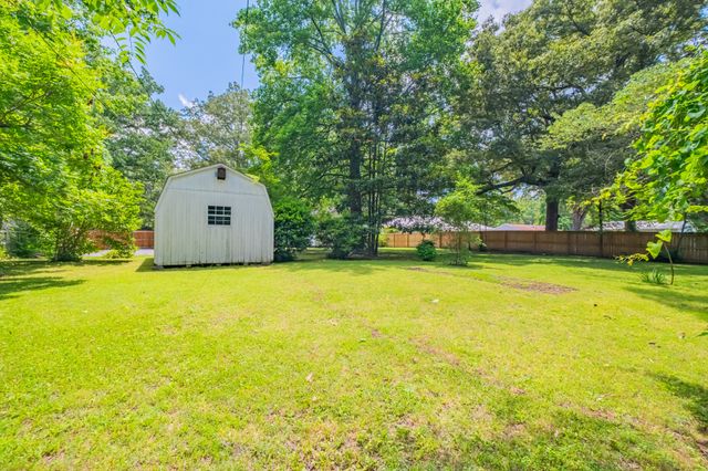 207 Westwood Dr, Tullahoma, TN 37388