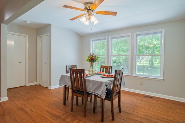 207 Westwood Dr, Tullahoma, TN 37388