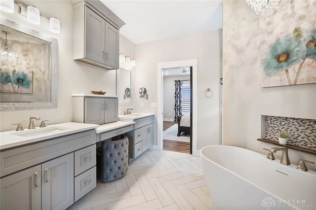 2220 Wilmington Road, Lebanon, OH 45036