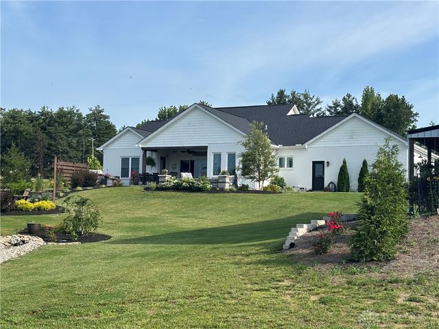 2220 Wilmington Road, Lebanon, OH 45036
