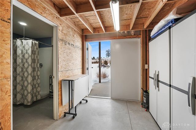 2220 Wilmington Road, Lebanon, OH 45036