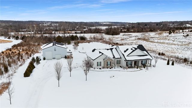 2220 Wilmington Road, Lebanon, OH 45036