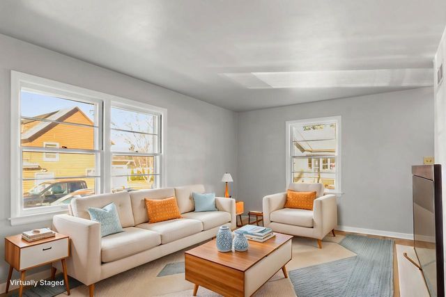 111 E Green Street, Watertown, WI 53098