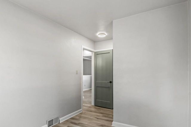 111 E Green Street, Watertown, WI 53098