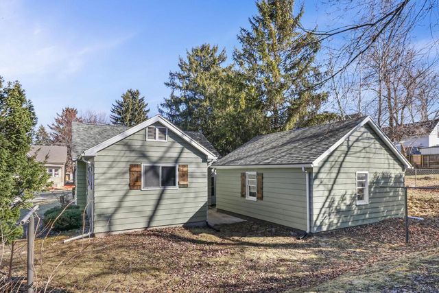 111 E Green Street, Watertown, WI 53098