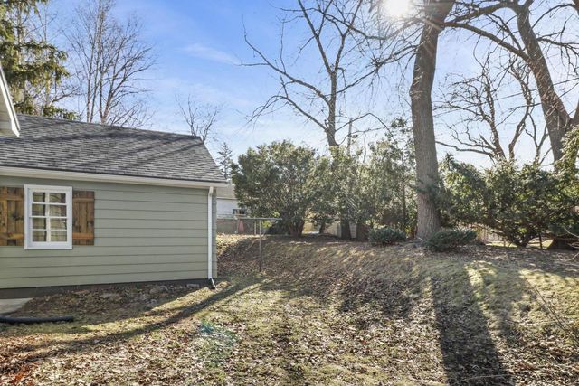 111 E Green Street, Watertown, WI 53098