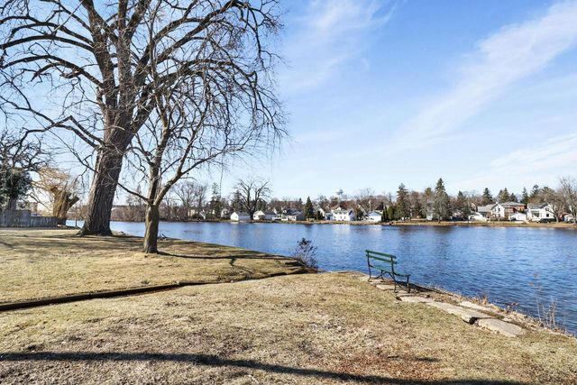 111 E Green Street, Watertown, WI 53098