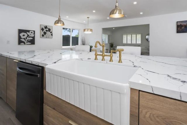 4380 Rolfe Rd, San Diego, CA 92117