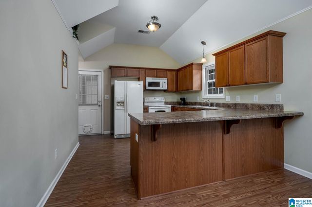 1262 VILLAGE TRAIL, Calera, AL 35040