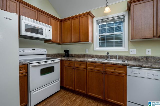 1262 VILLAGE TRAIL, Calera, AL 35040