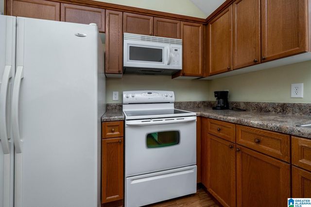 1262 VILLAGE TRAIL, Calera, AL 35040