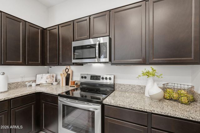 1367 S COUNTRY CLUB Drive 1118, Mesa, AZ 85210