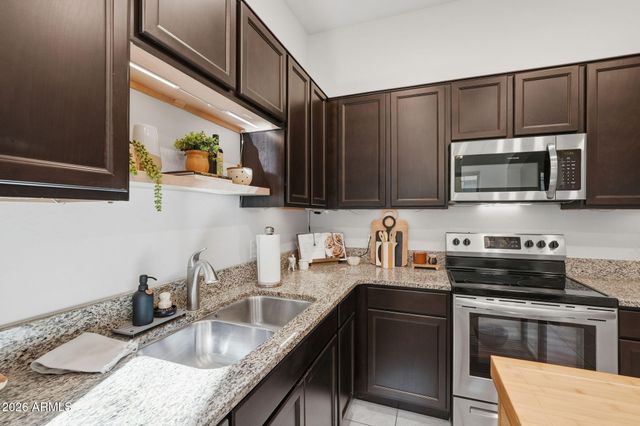 1367 S COUNTRY CLUB Drive 1118, Mesa, AZ 85210