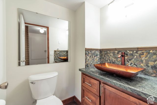 10318 S 2375 E, Sandy, UT 84092