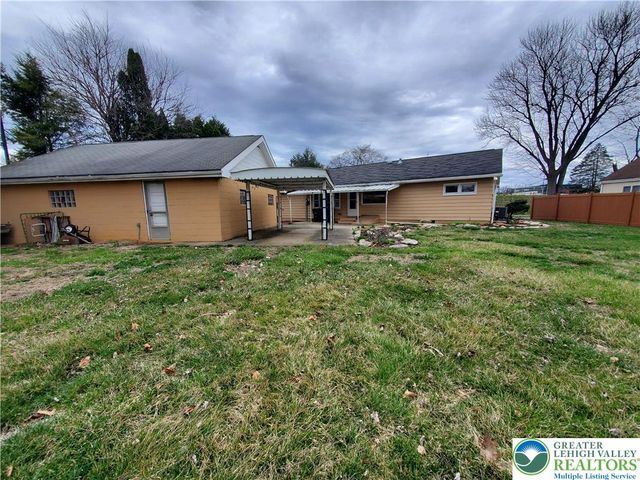 4542 Lime Kiln Road, South Whitehall Twp, PA 18069