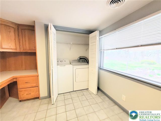 4542 Lime Kiln Road, South Whitehall Twp, PA 18069