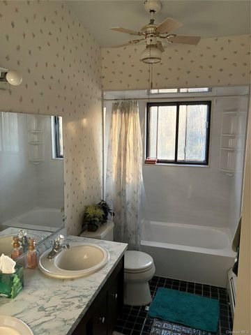 35 Goebel Road, New City, NY 10956