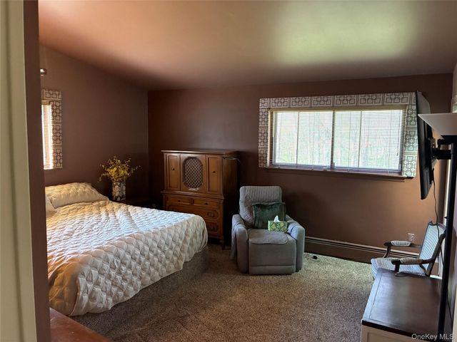 35 Goebel Road, New City, NY 10956