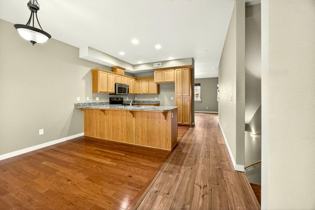 221 Cherry Bark Lane, Medford, OR 97501