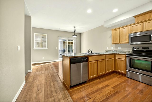 221 Cherry Bark Lane, Medford, OR 97501