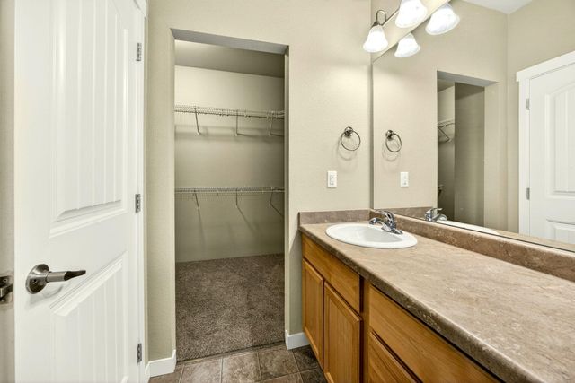 221 Cherry Bark Lane, Medford, OR 97501