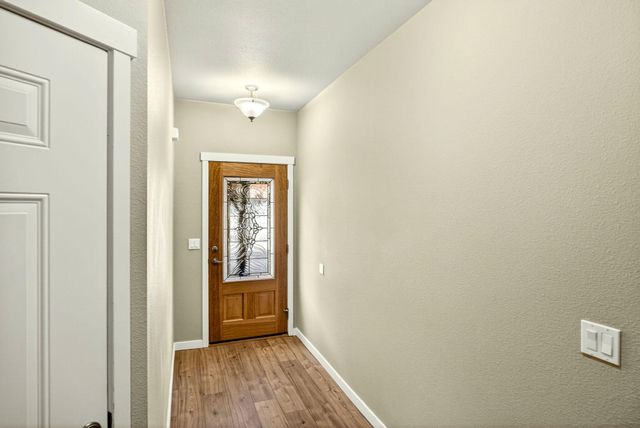 221 Cherry Bark Lane, Medford, OR 97501