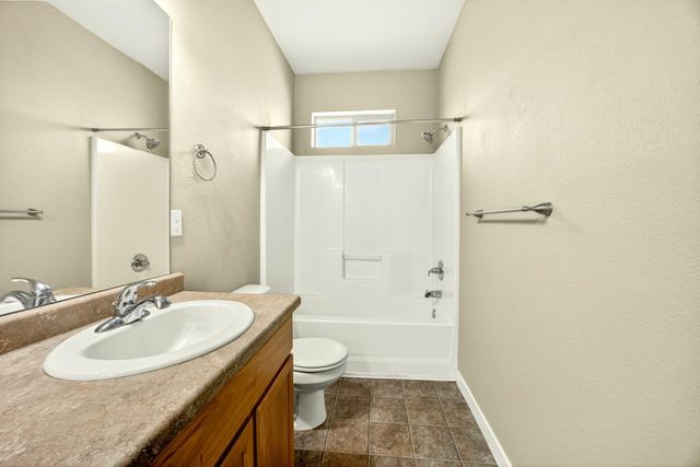 221 Cherry Bark Lane, Medford, OR 97501