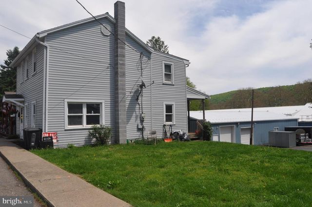 540 MOORE ST, Millersburg, PA 17061