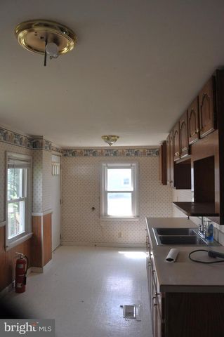 540 MOORE ST, Millersburg, PA 17061