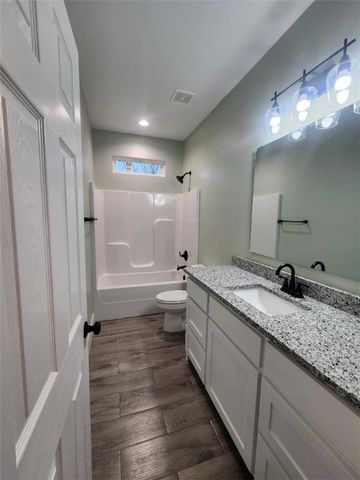 394 E North Street, Lincoln, AR 72744