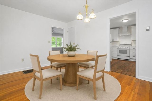 4904 Mercedes Road, Mobile, AL 36618