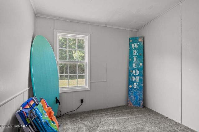 330 Mcdaniel Drive, Beaufort, NC 28516