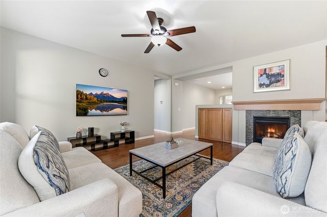 12419 243rd Terrace NE, Redmond, WA 98053
