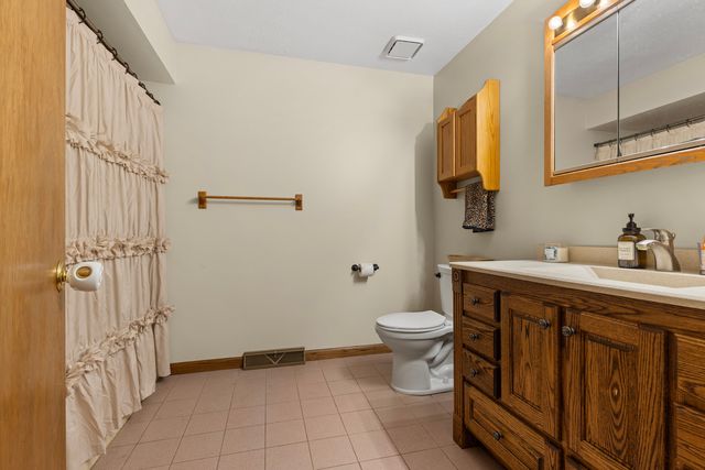 6037 Banbridge Drive, Roscoe, IL 61073