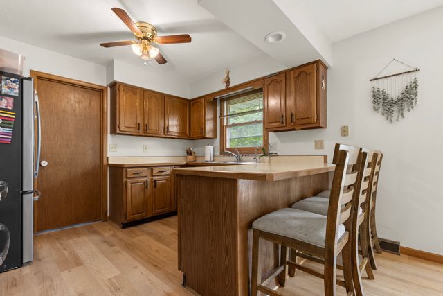 6037 Banbridge Drive, Roscoe, IL 61073