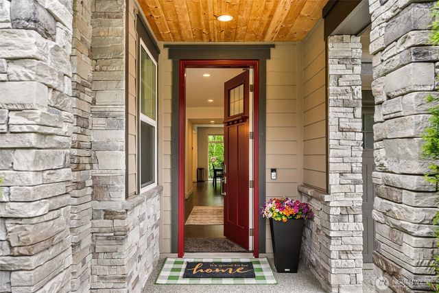 14527 160th Court SE, Renton, WA 98059