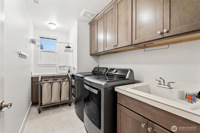 14527 160th Court SE, Renton, WA 98059