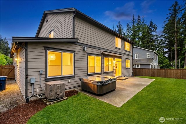 14527 160th Court SE, Renton, WA 98059