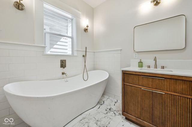 2940 Highland Place, Indianapolis, IN 46208
