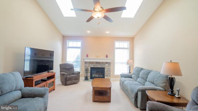 6210 RIVENDALE CT, Mechanicsburg, PA 17050