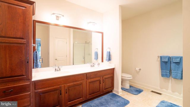 6210 RIVENDALE CT, Mechanicsburg, PA 17050