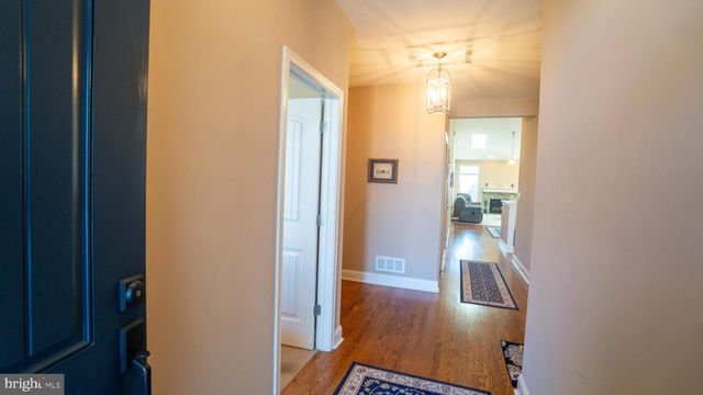 6210 RIVENDALE CT, Mechanicsburg, PA 17050