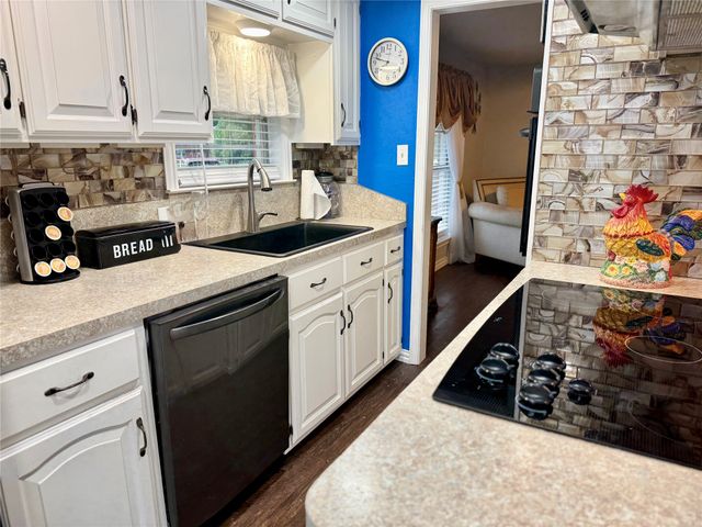 4216 Greenwood Road, Weatherford, TX 76088