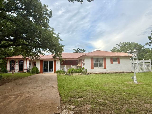 4216 Greenwood Road, Weatherford, TX 76088