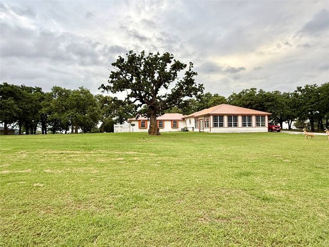 4216 Greenwood Road, Weatherford, TX 76088