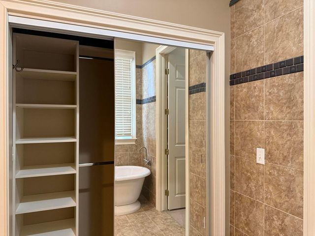 5363 Rosalind Boulevard, Powell, OH 43065
