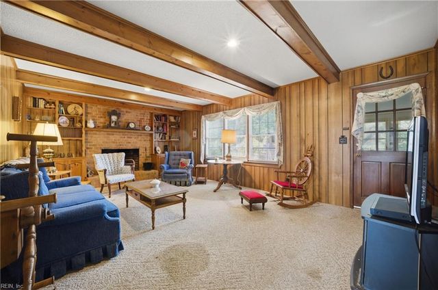 1328 Five Forks RD, Virginia Beach, VA 23455